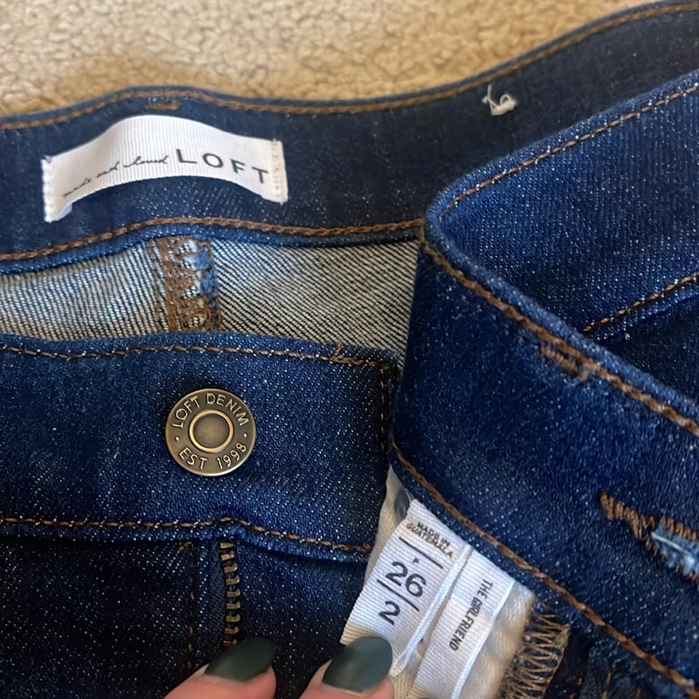 LOFT never worn. Size 2 Boyfriend Jeans